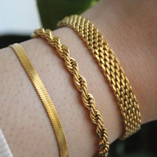 Cartier Love & Nail Bangle With Golden Clover Stack Set